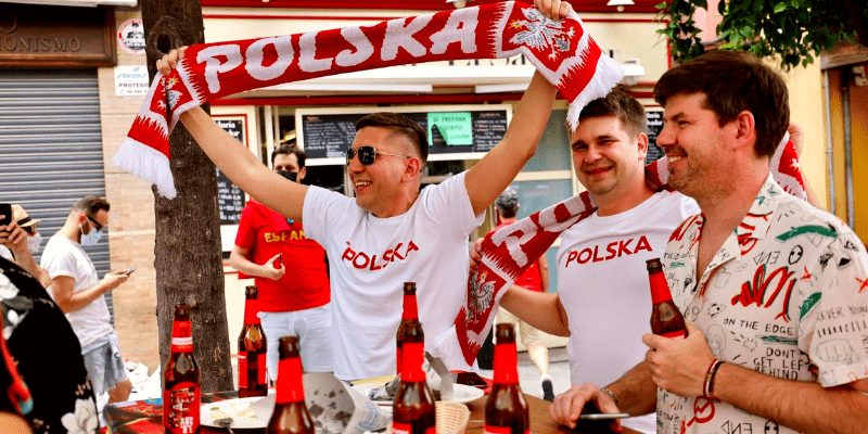 Qatar 2022 Cerveza Polonia