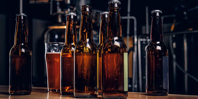 acabados-que-elevan-una-botella-de-vidrio-premium